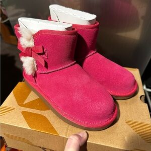 Koolaburra by Ugg Vibrant Pink Suede Boots